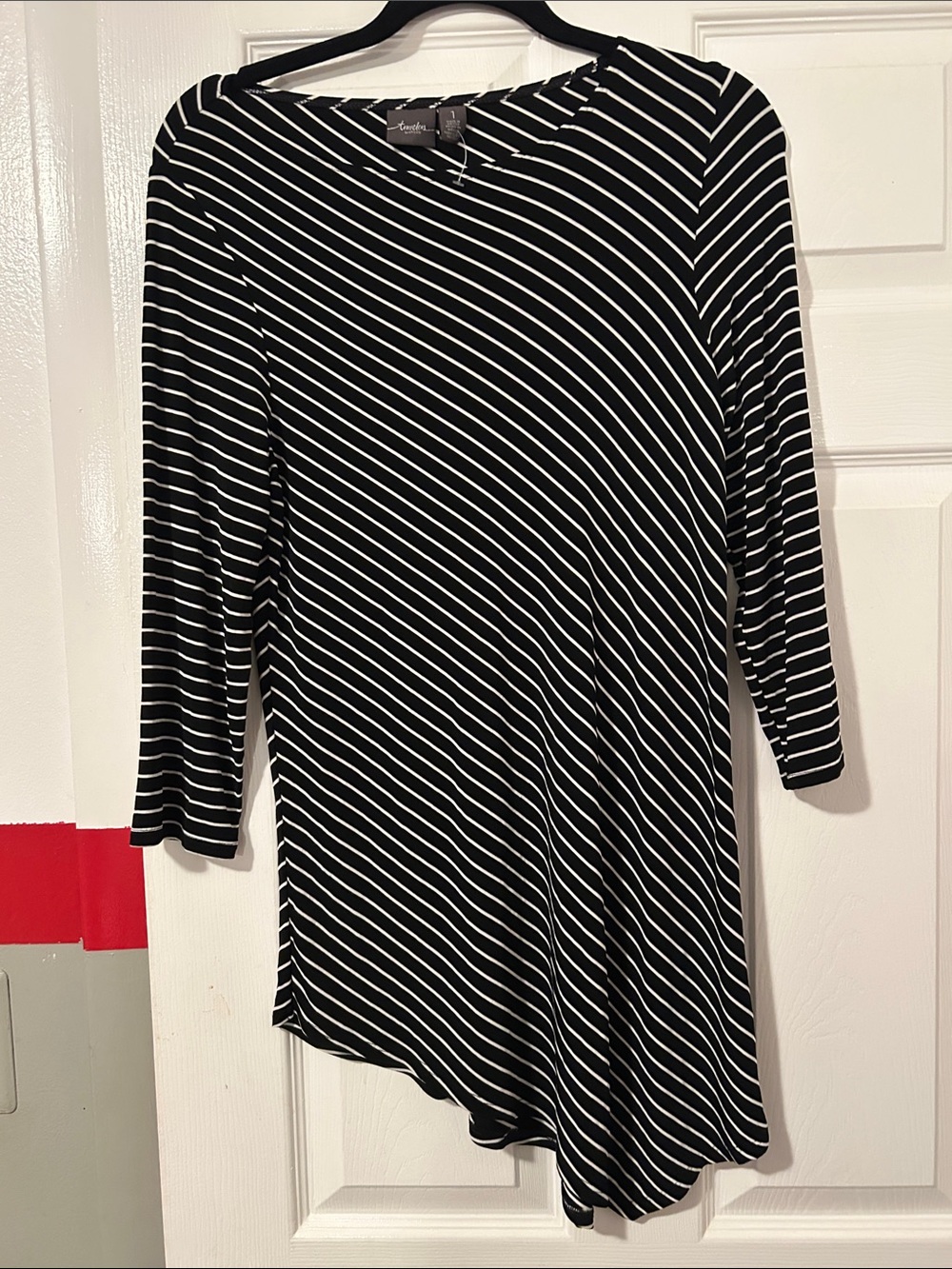 Avenue Black & White Striped Long-Sleeve Asymmetric Top